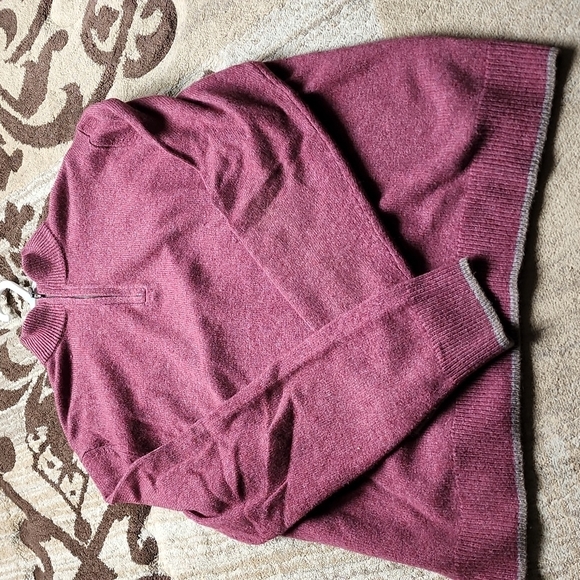 BLACK AND BROWN SWEATER - Picture 6 of 10